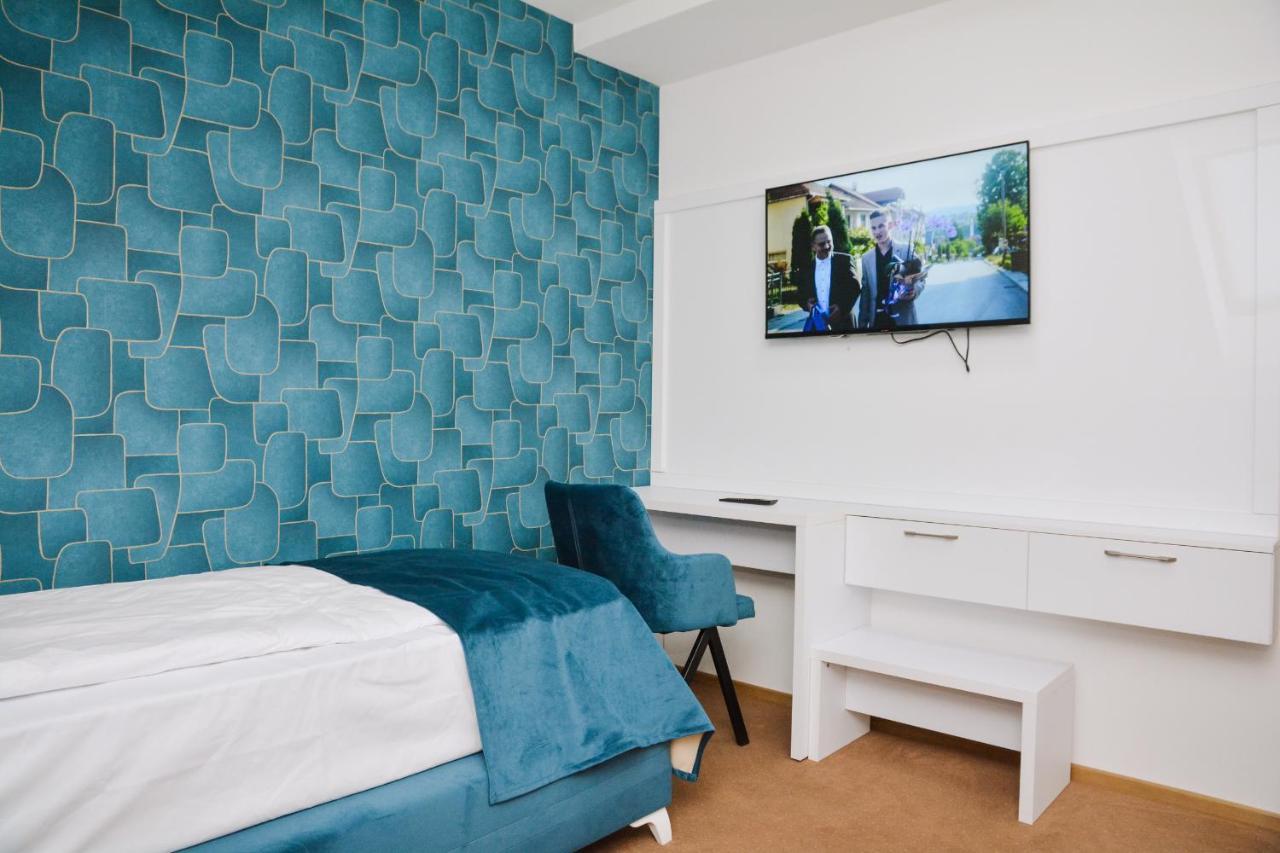 Brčko Hotel Divanhana מראה חיצוני תמונה