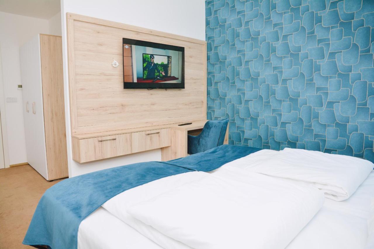 Brčko Hotel Divanhana מראה חיצוני תמונה