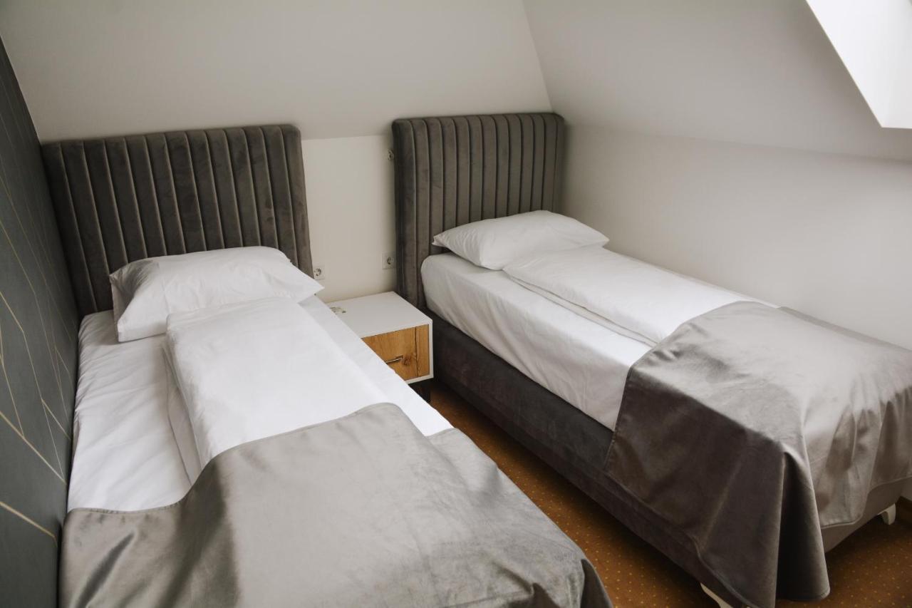 Brčko Hotel Divanhana מראה חיצוני תמונה