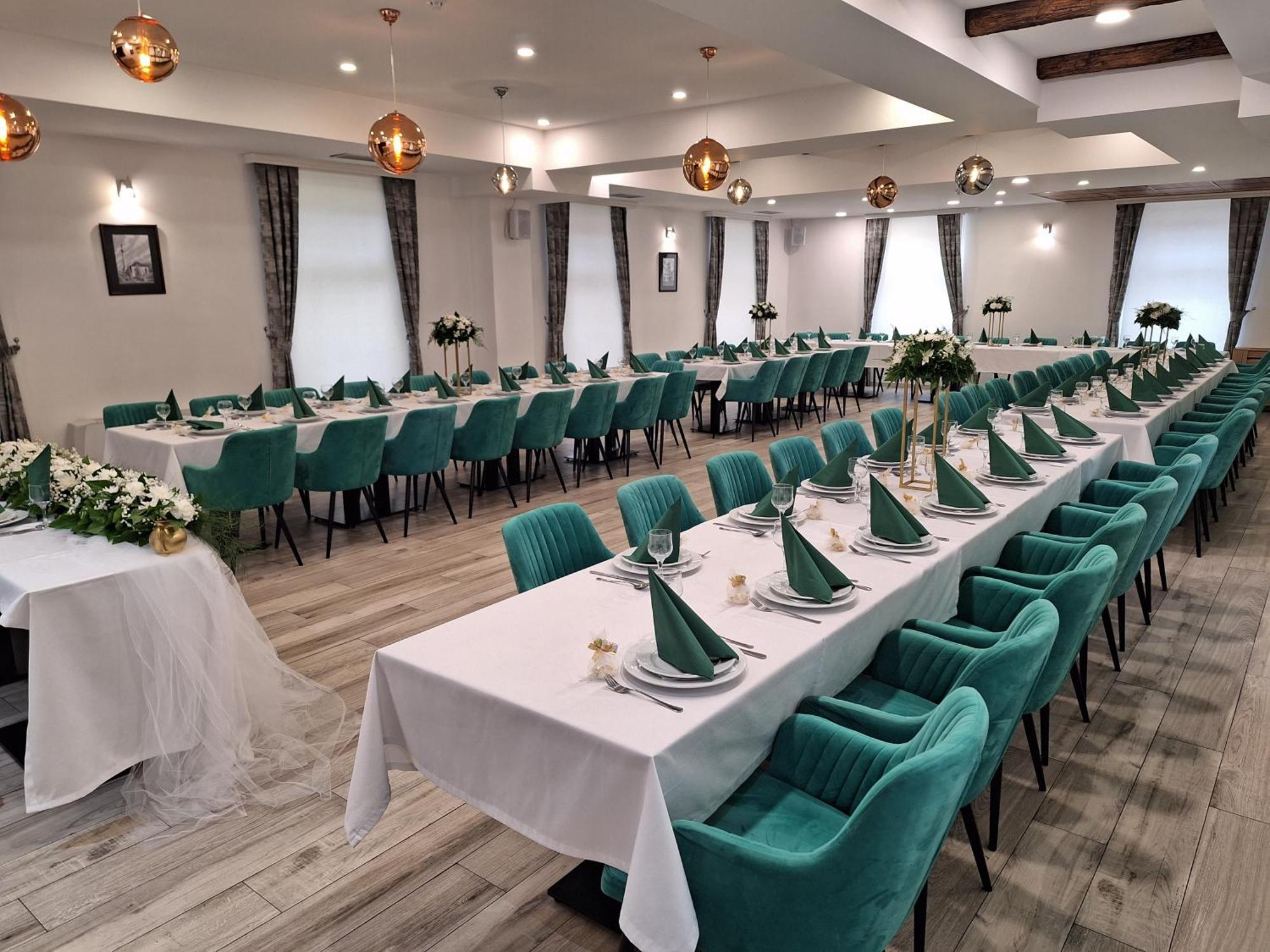 Brčko Hotel Divanhana מראה חיצוני תמונה